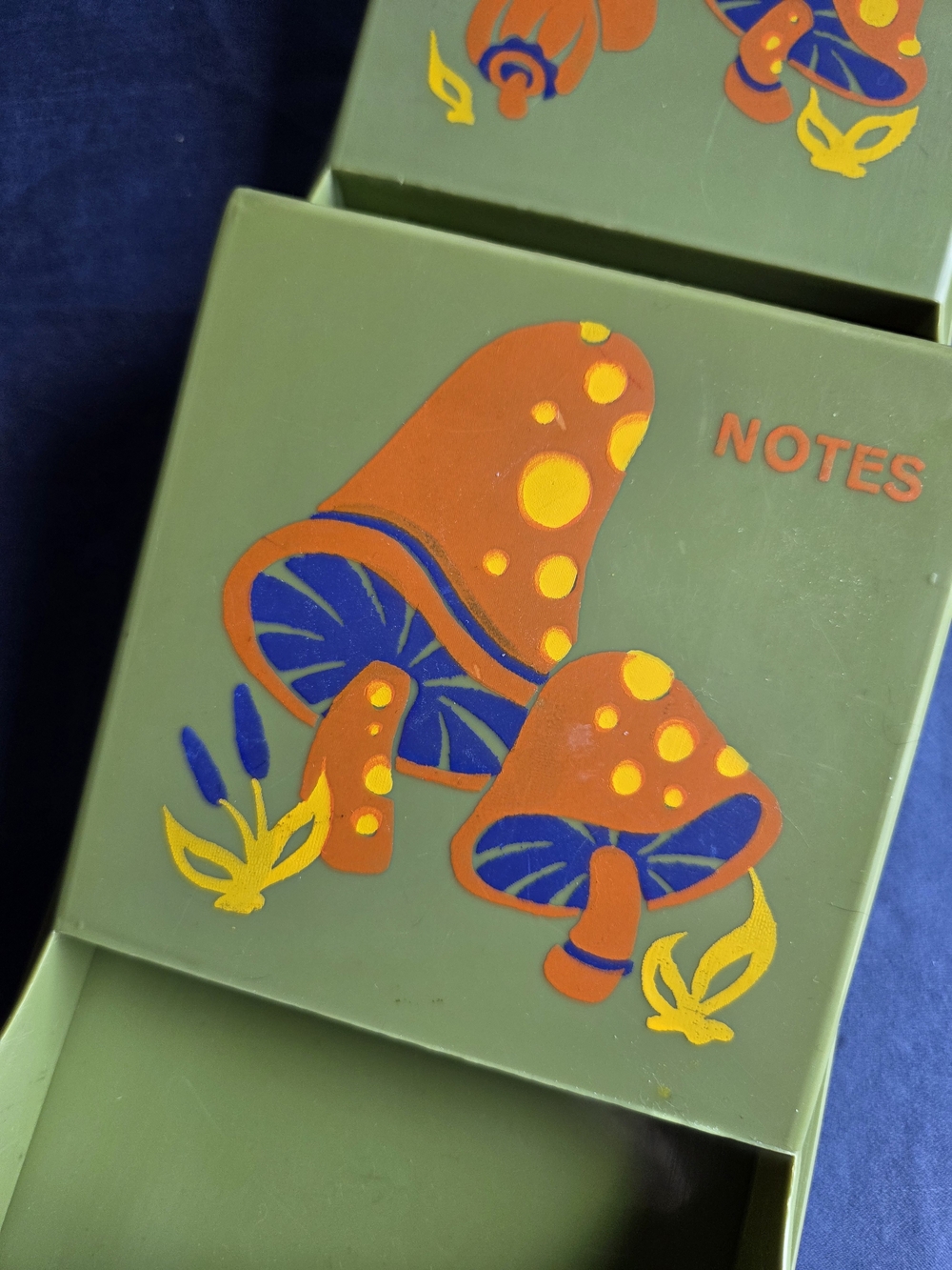 RARE Vintage 70s Groovy Mushroom Memo Mail Key Note Letter Holder Green & Orange - Picture 9 of 11